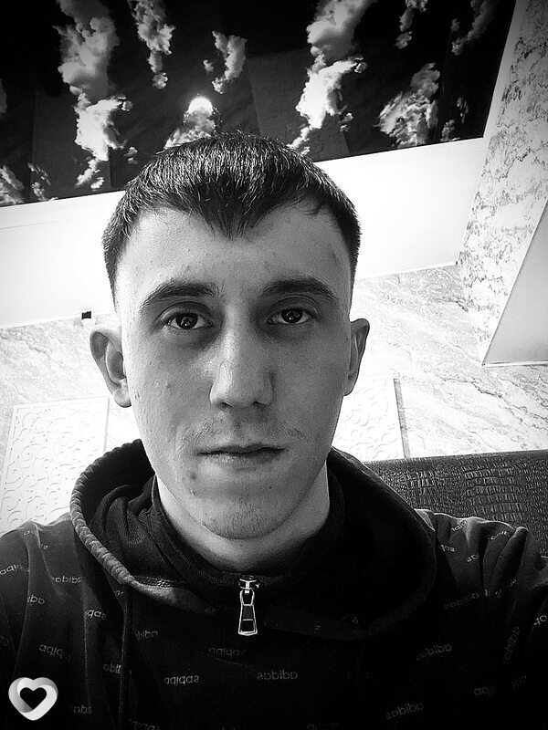 Юрий, 21, Улан-Удэ — анкета №4020456