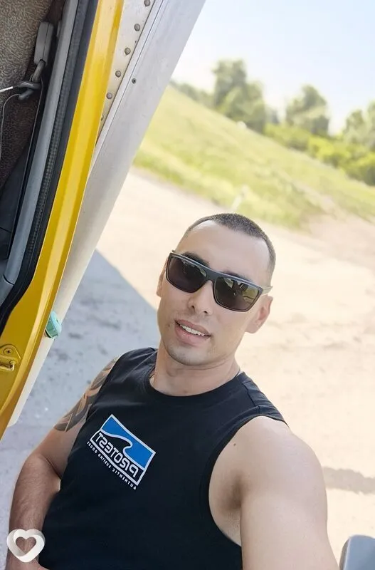 Антон, 32, Барнауле — анкета №4020469