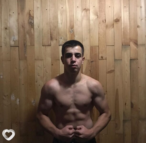 Икрам, Муравленко