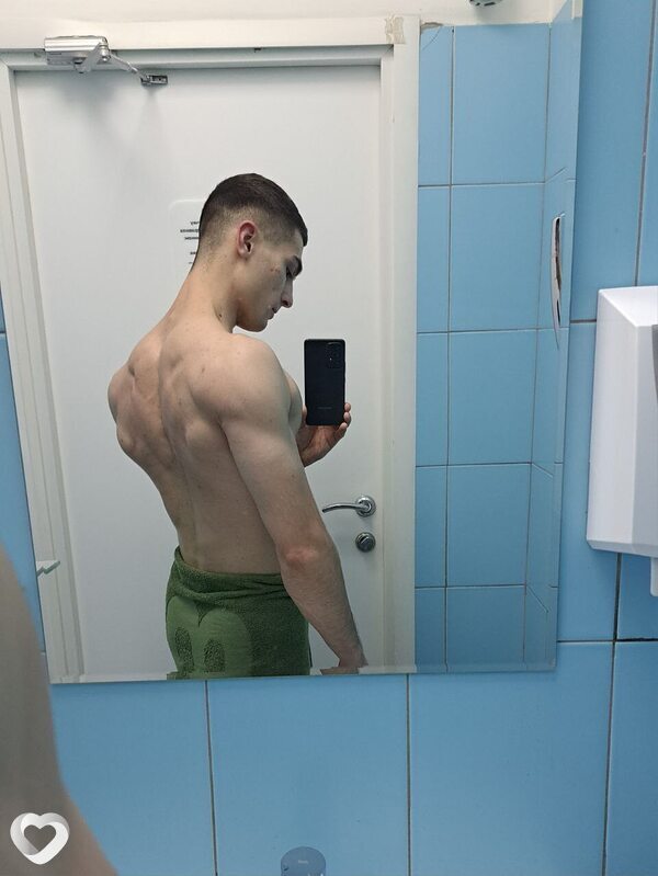 Павел, 23, Екатеринбурге — анкета №4021308