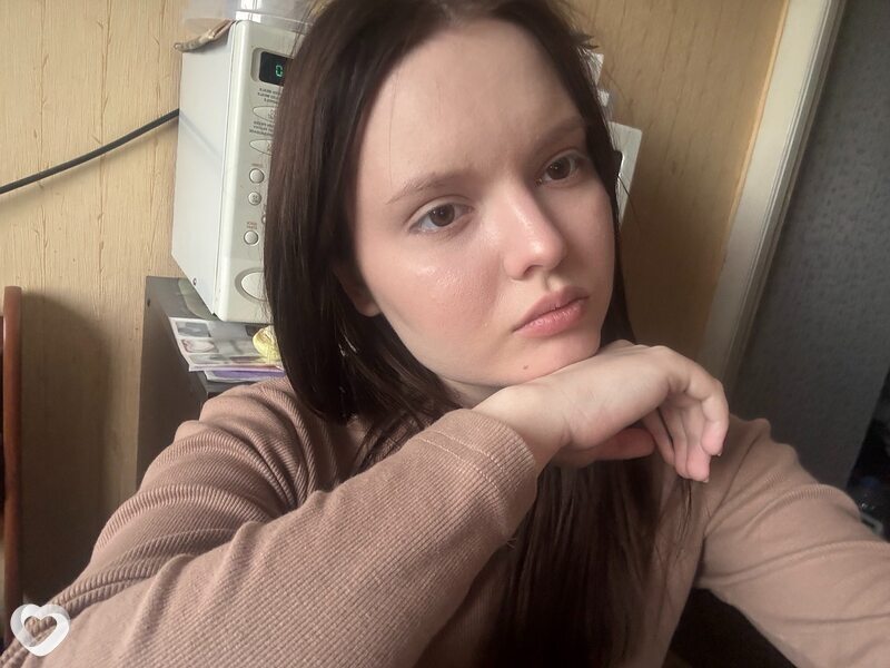 Анна, 20, Тюмени — анкета №4021925