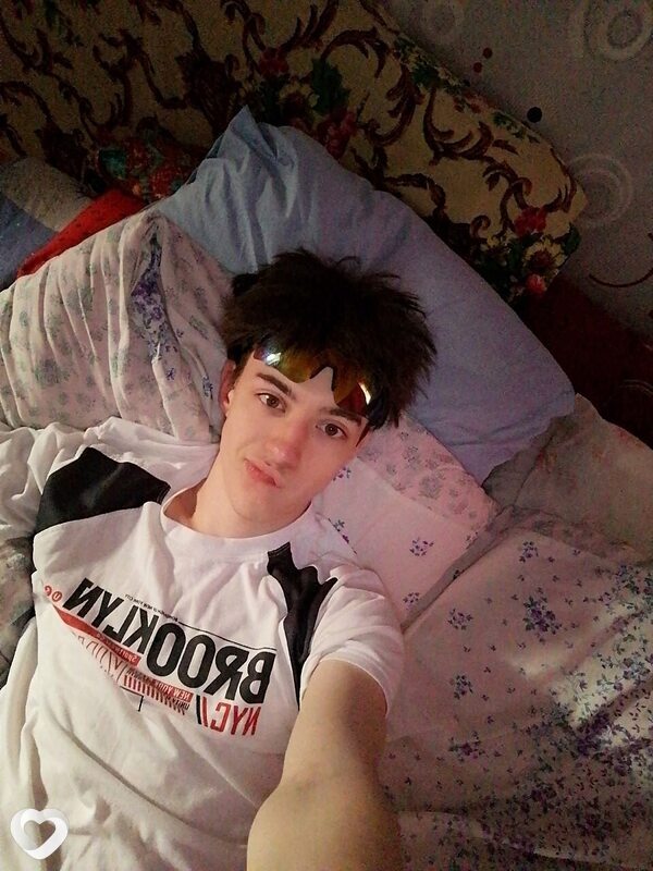 Максим, 19, Гомеле — анкета №4022168