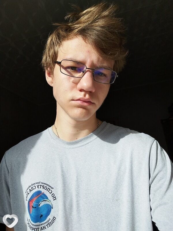 Кирилл, 19, Томске — анкета №4022678