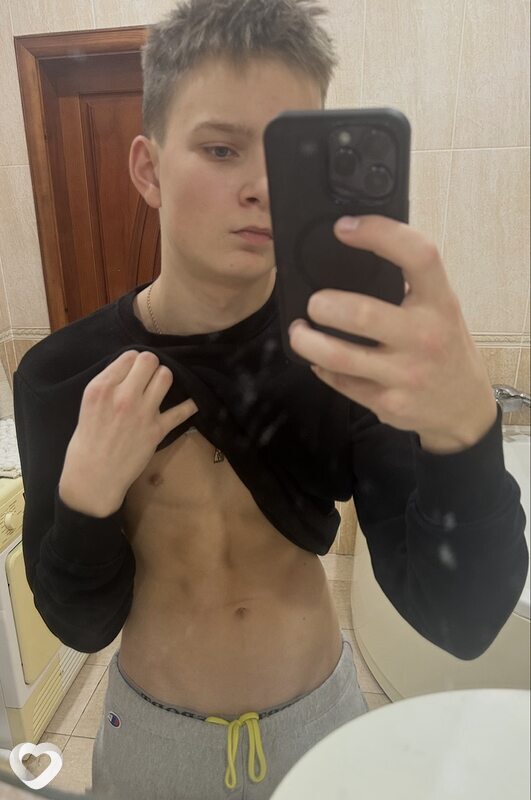 Макс, Львов