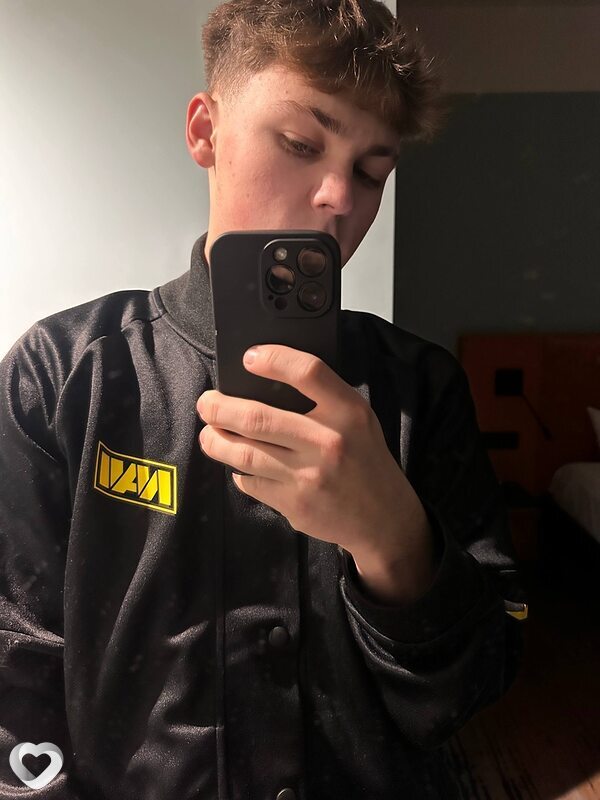 Andrey, 20, Варшава — анкета №4022895