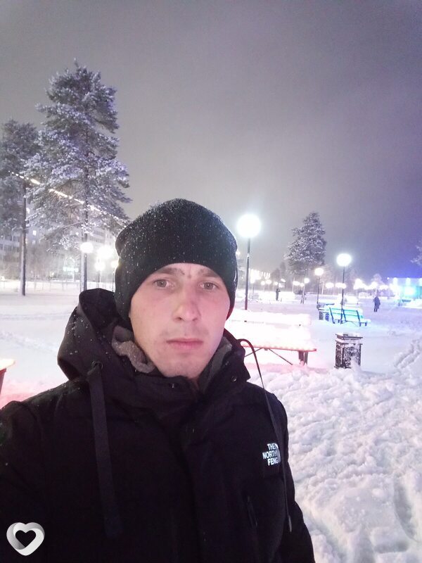 Юрий, 30, Белове — анкета №4023637