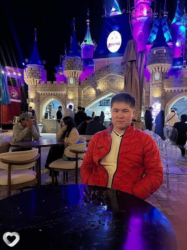 Али, 25, Санкт-Петербурге — анкета №4025043