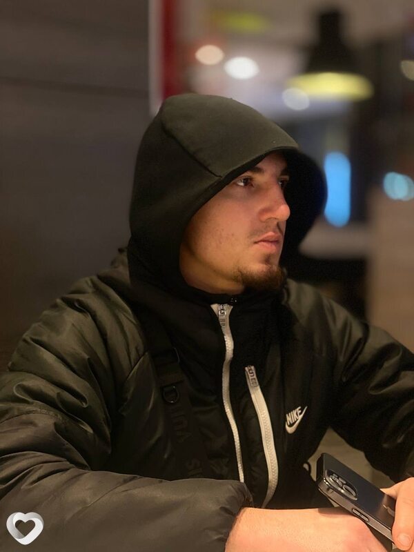 Александр, 24, Новосибирске — анкета №4026651