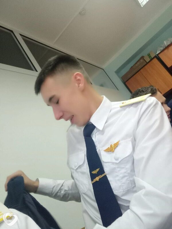 Денис, 22, Зиме — анкета №4026580
