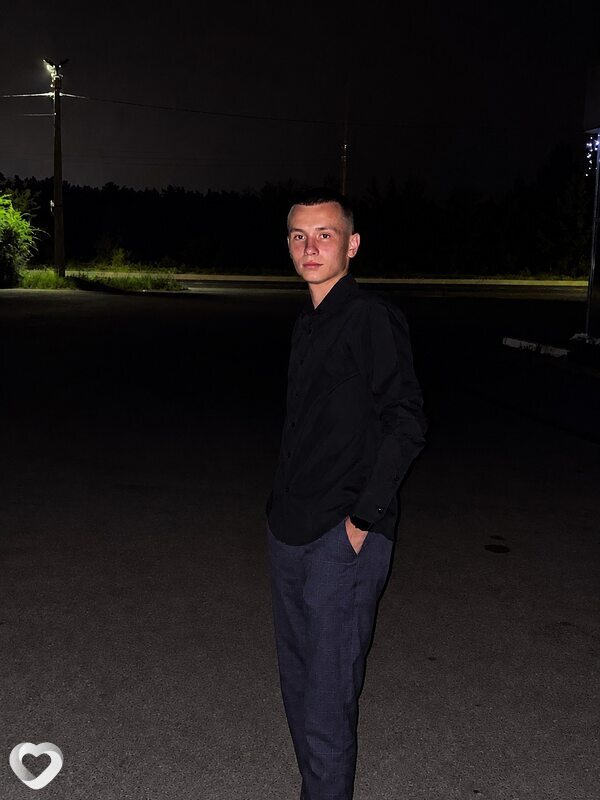 Дмитрий, 22, Ангарске — анкета №4026785