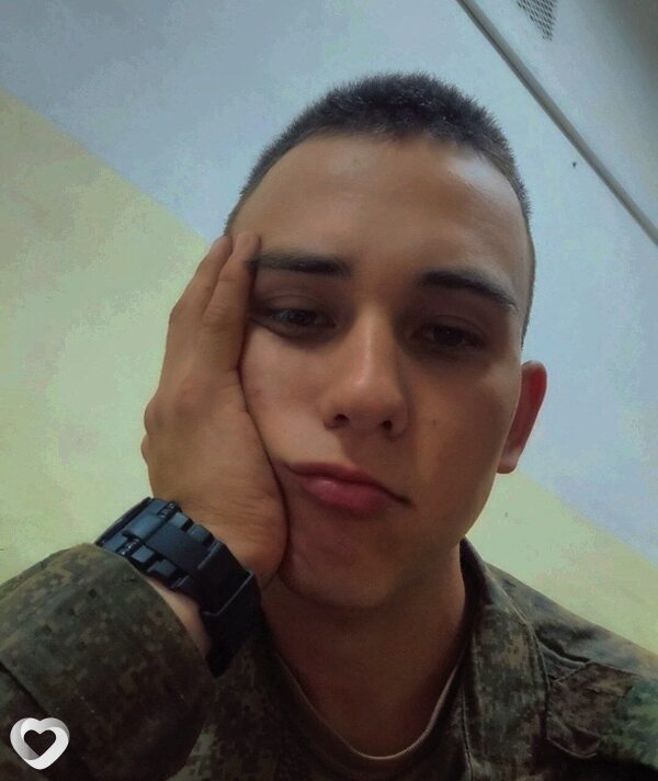 Эдуард, 24, Екатеринбурге — анкета №4027217