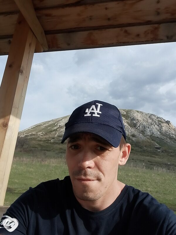 Азат, Ишимбай