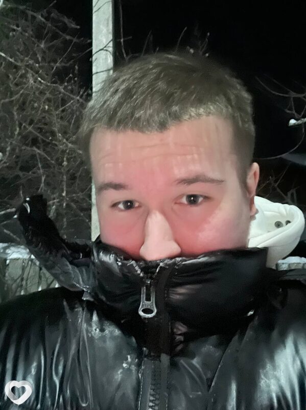 Артëм, 18, Санкт-Петербурге — анкета №4028379