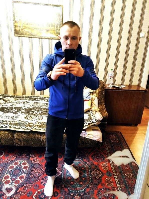 Юрий, 29, Макеевке — анкета №4029526