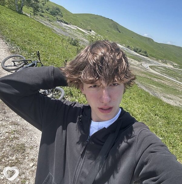 Андрей, 20, Москве — анкета №4029192