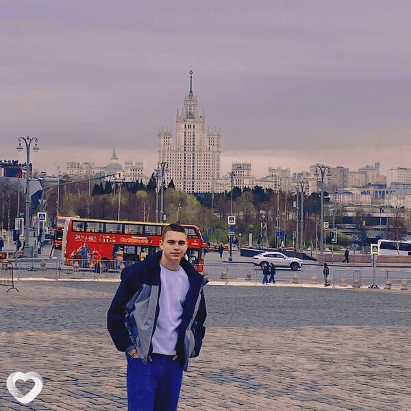 Макс, 19, Москве — анкета №4029616