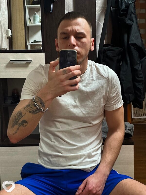 Илья, 28, Архангельске — анкета №4031183
