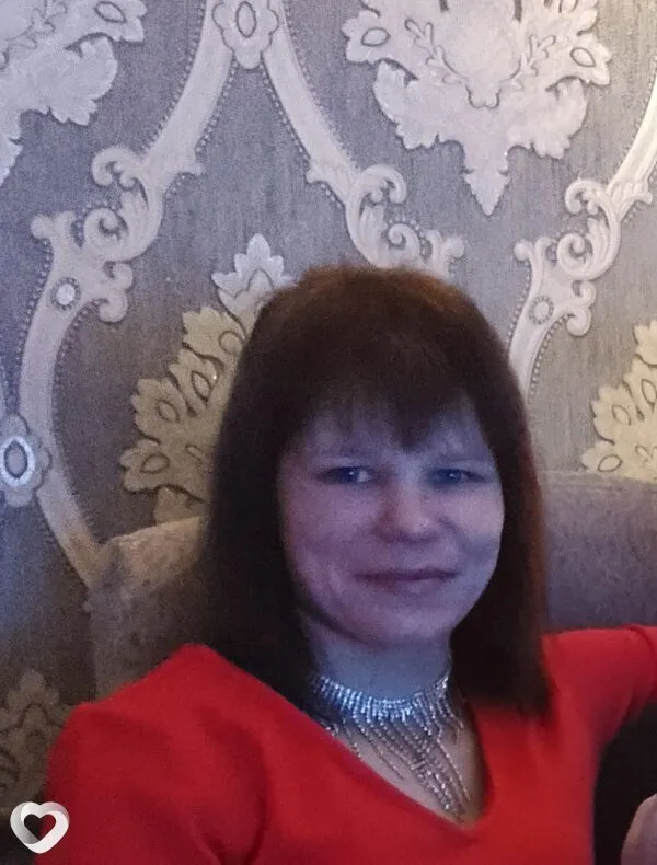 Ирина, 37, Новоалтайске — анкета №4031880