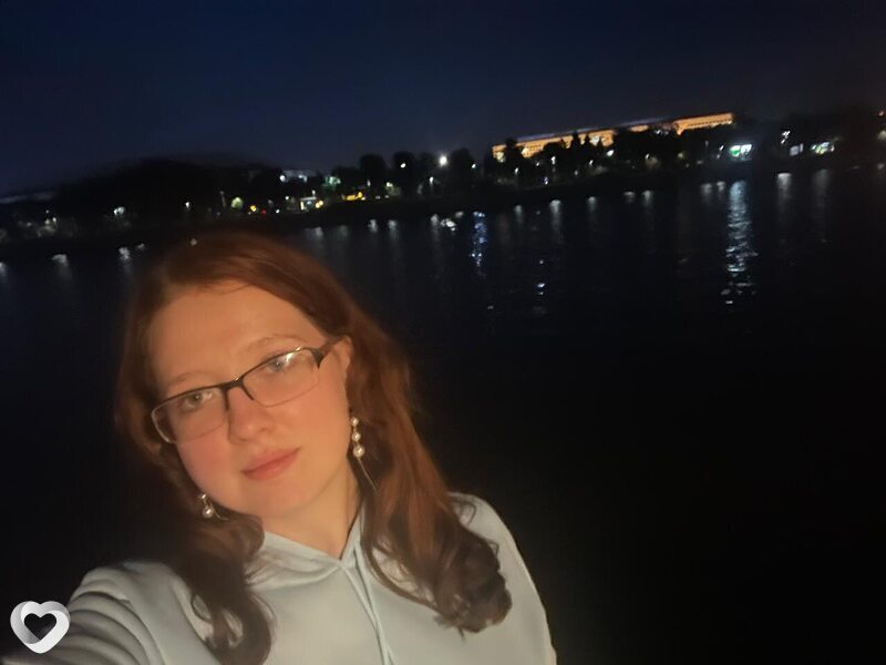 Алёна, 21, Москве — анкета №4032177