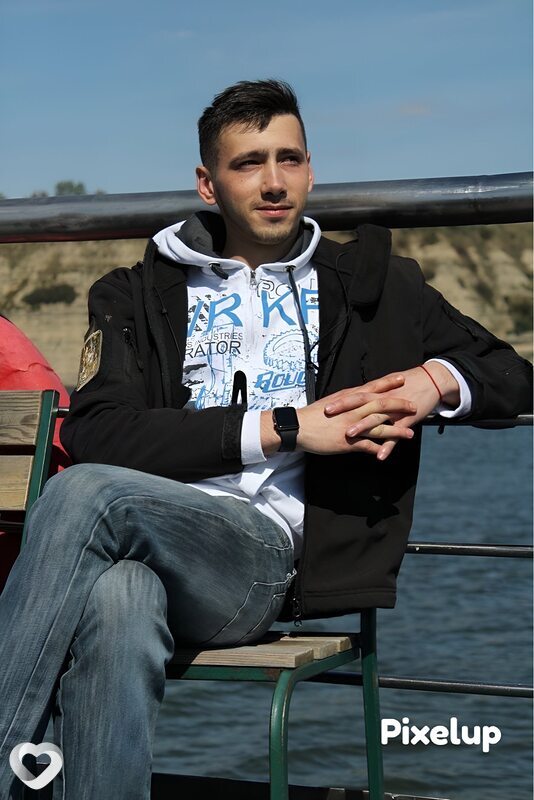 Олег, 26, Черновцах — анкета №4032668