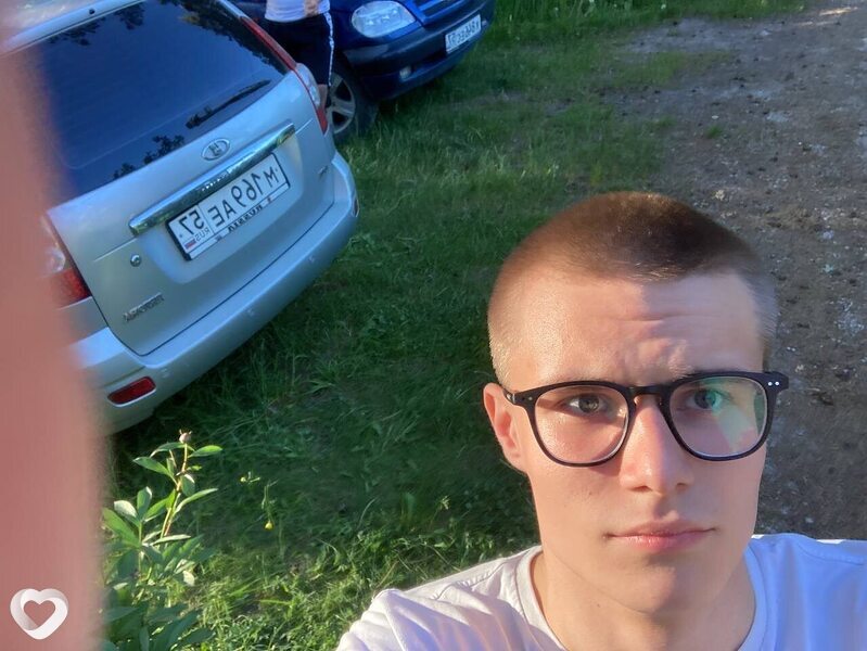 Максим, 20, Луге — анкета №4033515
