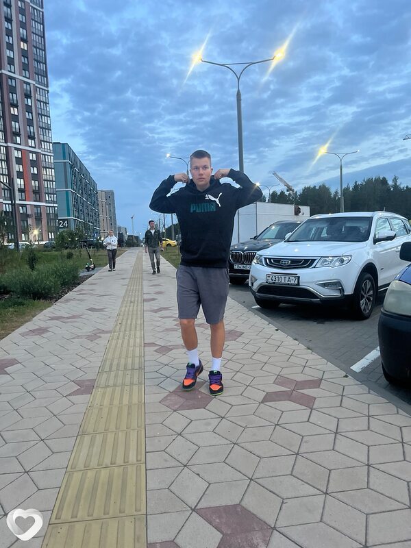 Влад, 18, Минске — анкета №4034393