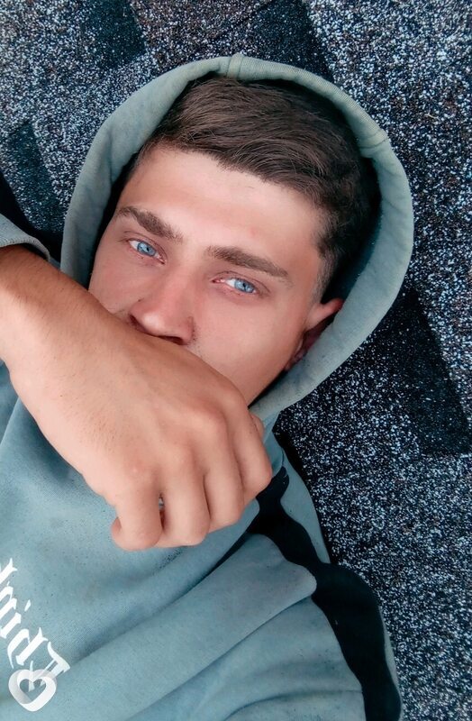 Максим, 29, Коврове — анкета №4034386