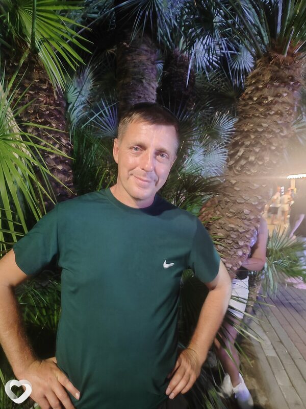 Масим, 40, Миллерове — анкета №4034745