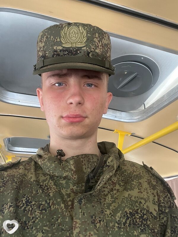 Виталий, 19, Симферополе — анкета №4034735