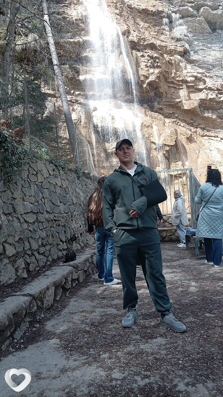 Кирилл, 36, Ялте — анкета №4035486