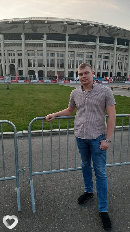 Артем, Людиново