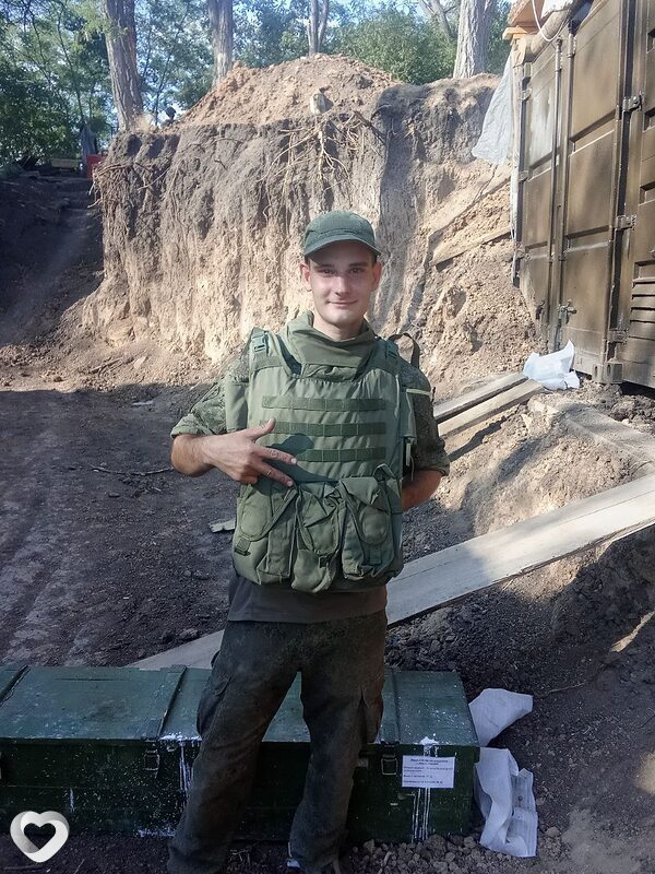 Влад, 20, Енакиеве — анкета №4035261