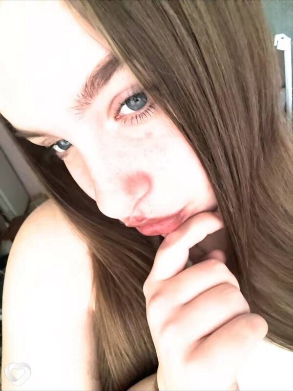 Настюша, 21, Москве — анкета №4037662