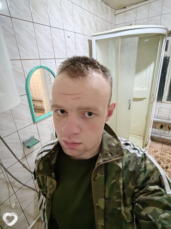 Артём, 22, Краснодаре — анкета №4037799