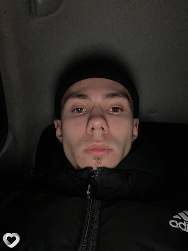 Денис, 22, Сургуте — анкета №4040782