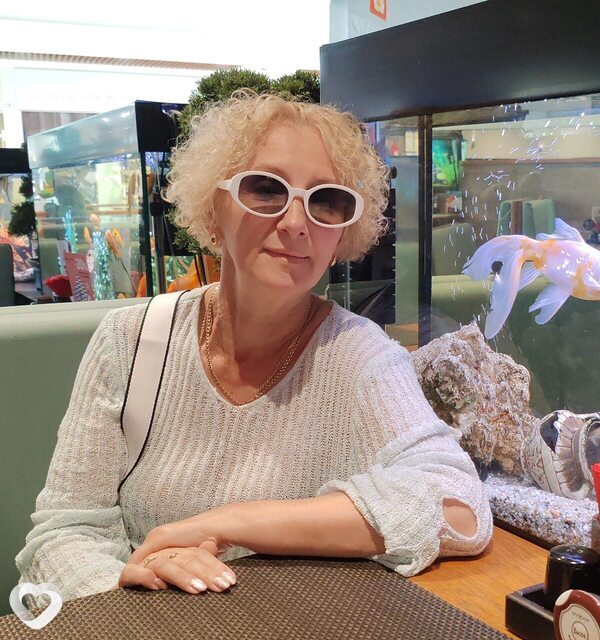 Алена, 55, Калининграде — анкета №4041993