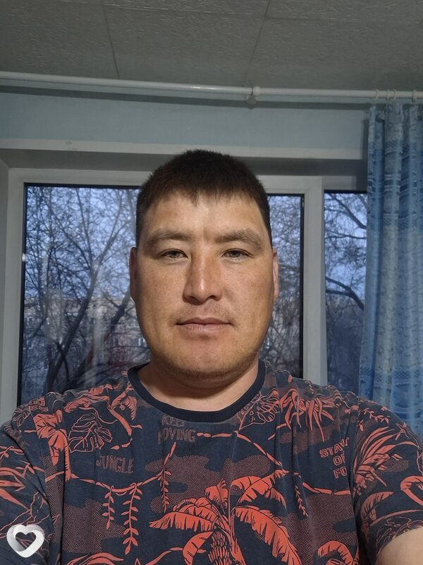 Виталий, 35, Абакане — анкета №4042289