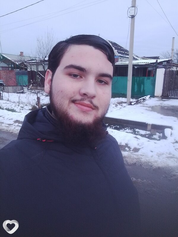 Алексей, 18, Краснодаре — анкета №4042827