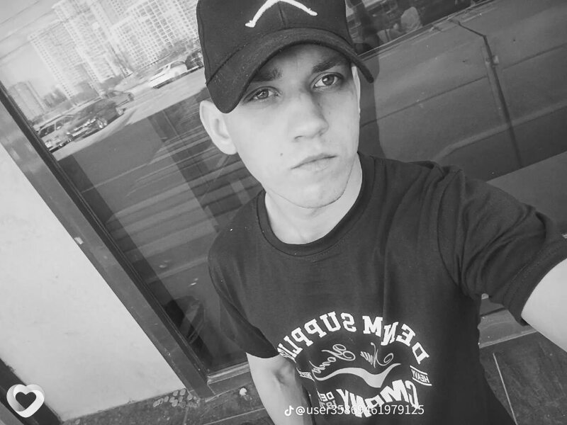Кирилл, 23, Москве — анкета №4043395