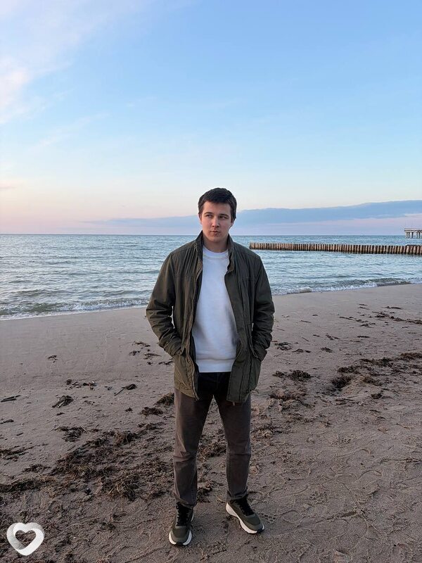 Тимофей, 22, Калининграде — анкета №4043510