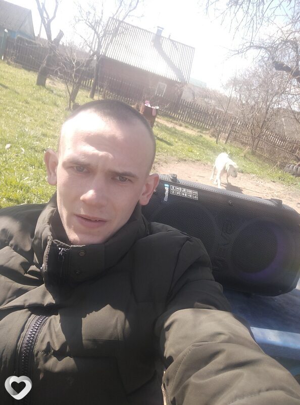 Максим, Воложин
