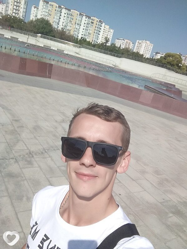 Евгений, 31, Симферополе — анкета №4043817