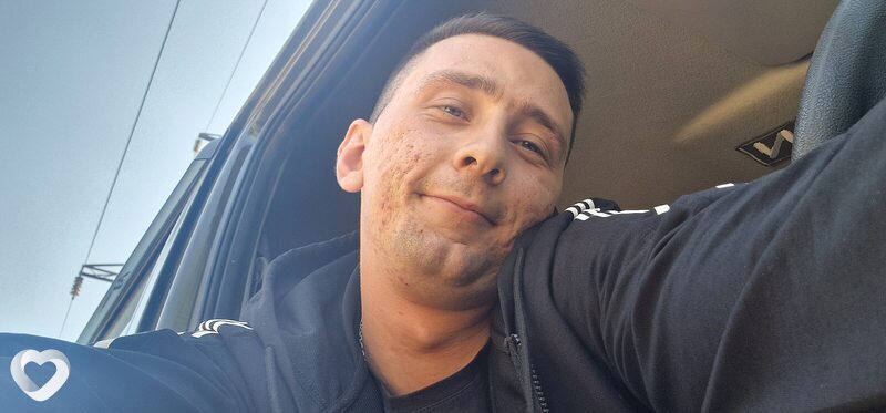 Юрий, 27, Ростове-на-Дону — анкета №4043990