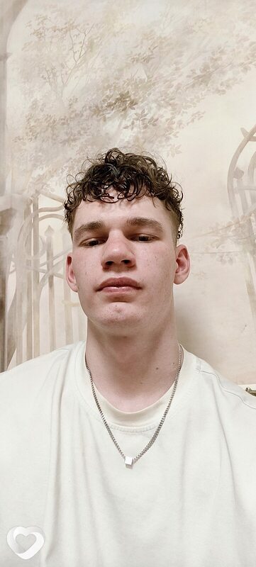 Вадим, 22, Улан-Удэ — анкета №4044070