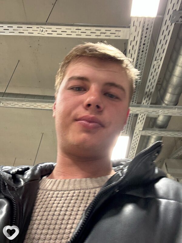 Вадим, 23, Джанкое — анкета №4044687
