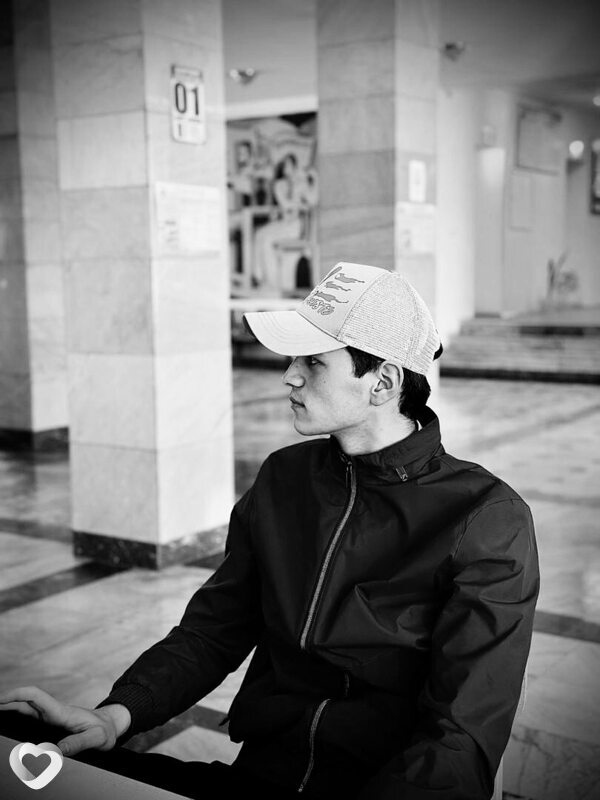Чахх, 20, Красноярске — анкета №4047010