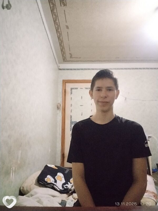 Вадим, 18, Армавире — анкета №4045139
