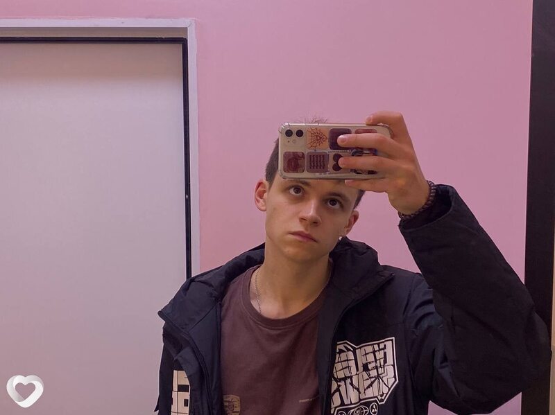 Даня, 19, Санкт-Петербурге — анкета №4045976