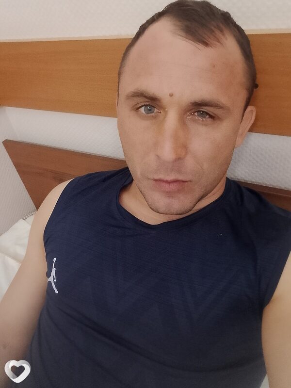Артём, 30, Саратове — анкета №4046612