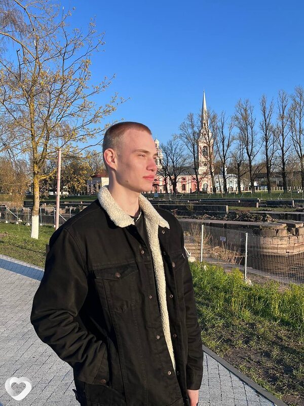 Артём, 21, Санкт-Петербурге — анкета №4047451